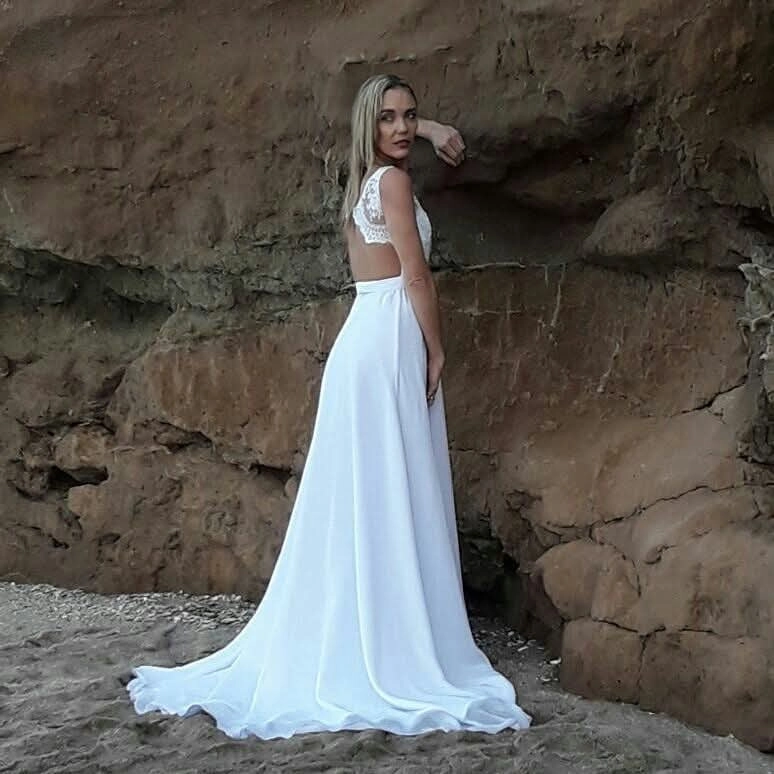 Vestido de Kelly Colombo presentado en un contexto editorial